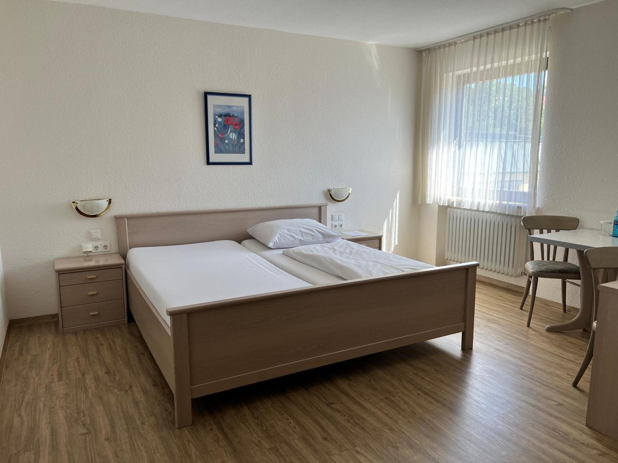 Hotel Fantasie Ansbach Exterior photo